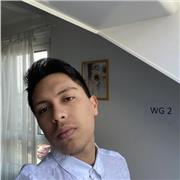 Comunicador audiovisual con inglés y español nativo con 7 años de experiencia en creación, edición y enseñanza en Marketing, fotografía, producción audiovisual, copywriting y diseño.